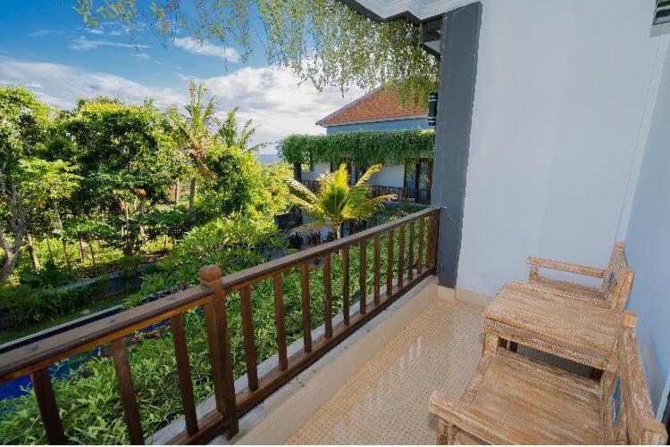 Hotel Tinggian Hill Retreat Batununggul Exterior foto